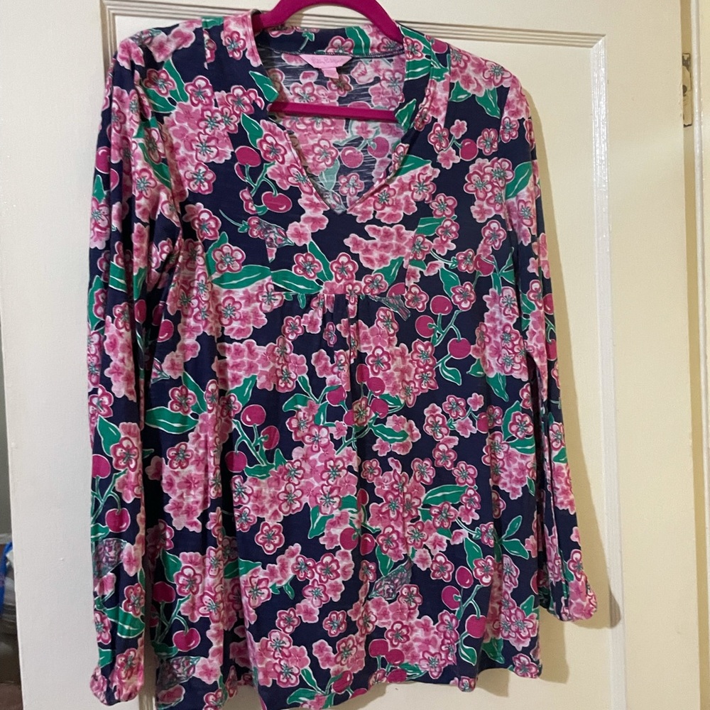 Lilly Pulitzer beautiful top in medium